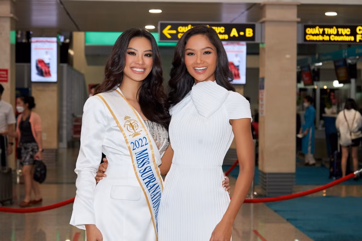 Kim Duyen len duong den Ba Lan thi Hoa hau Sieu quoc gia 2022-Hinh-2