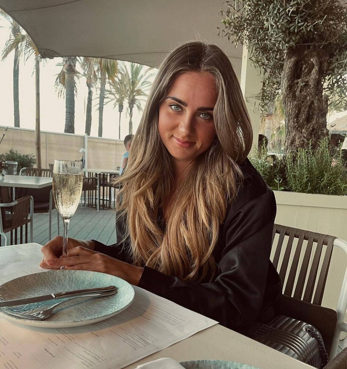 Bóng hồng người Hà Lan theo học chuyên ngành Quản lý Khách sạn và Sự kiện của Đại học Khoa học Ứng dụng TIO ở Amsterdam.