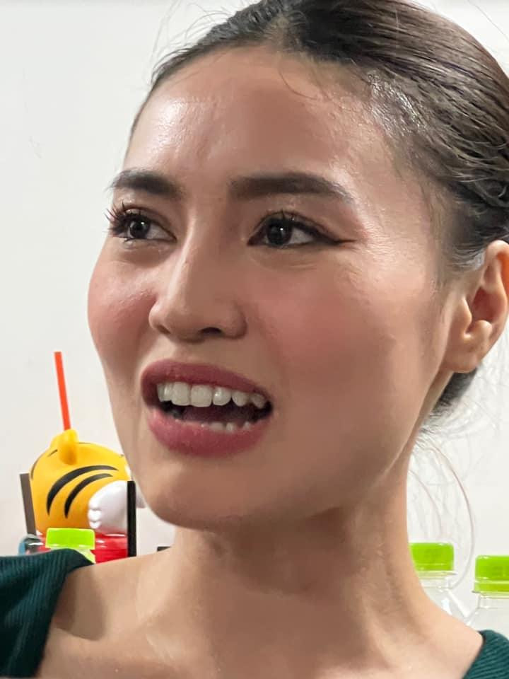 Ninh Duong Lan Ngoc mat ve ngoc nu qua goc may chi em-Hinh-5