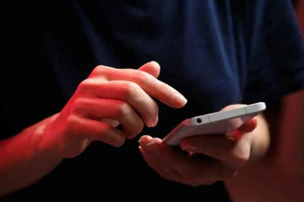 Dieu bat thuong trong tin nhan ngot ngao chong gui cho toi