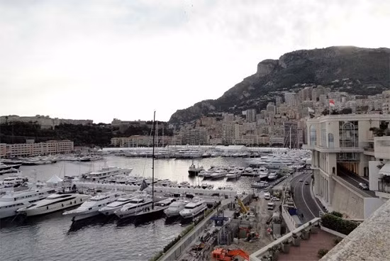 Thử tính xem bạn sẽ phải chi bao nhiêu để mua một căn hộ tại đại lộ Princess Grace, Monaco với giá trung bình là 86.000 USD/m2.