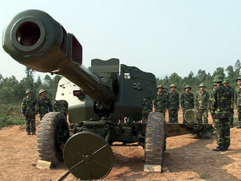 Pháo 152mm của một lữ đoàn pháo binh.