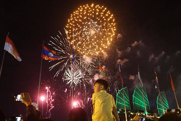 Du bao thoi tiet 30 Tet: Mien Bac mua nho, mien Nam kho rao