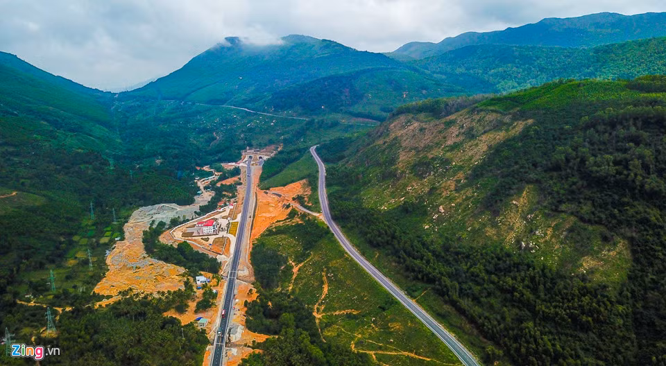 Toan canh ham Cu Mong 4.000 ty noi Binh Dinh - Phu Yen