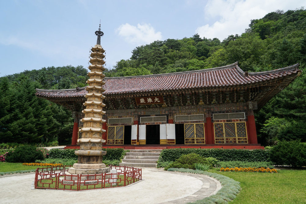 Lang ngam nhung ngoi chua co tuyet dep cua Trieu Tien