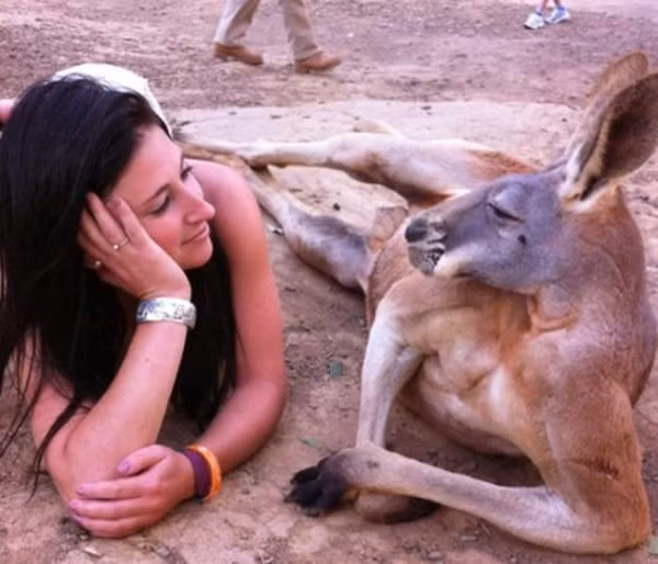 Tư thế gợi cảm.