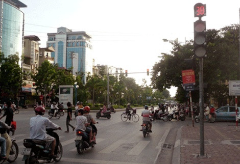 Cho dù vi phạm, nếu bị xử lý tiền phạt có thể lên tới tiền triệu nhưng nhiều người dân vẫn mặc kệ...