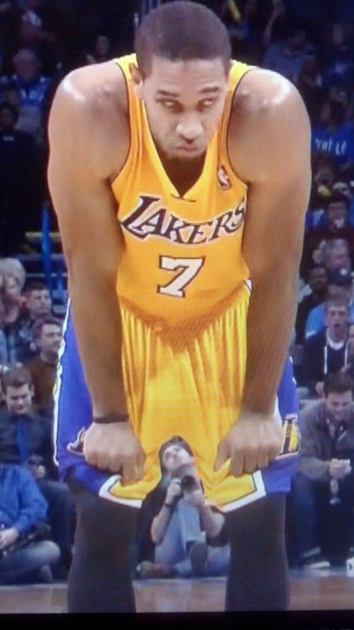 "Cầu thủ khổng lồ".