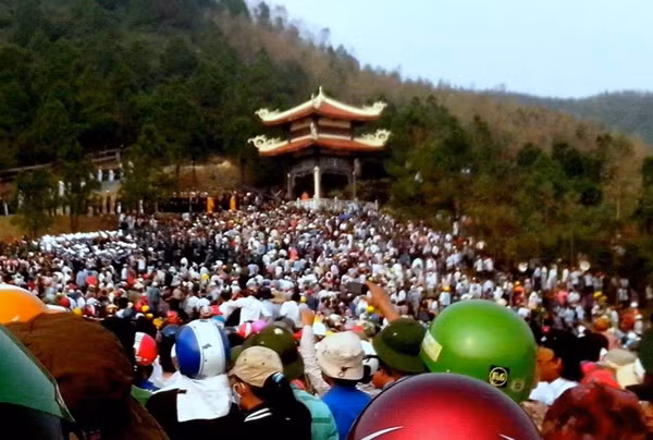 Vị trí mộ của Đại tướng đã xuất hiện trên Google Map. Vũng Chùa, Đảo Yến sẽ mãi là một địa danh được mọi người con đất Việt ghi nhớ. Ảnh: FB Một Đồng Chí Tuyen.