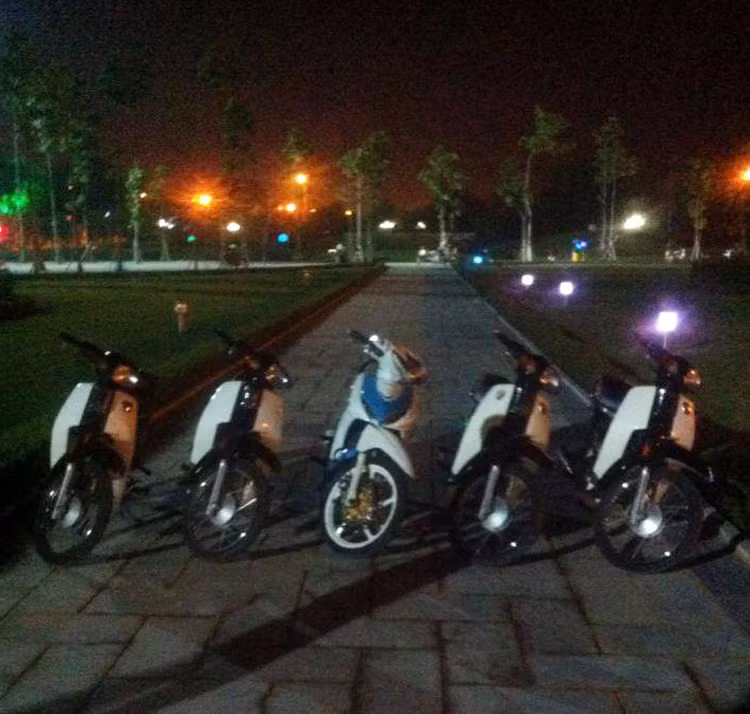 Hầu hết những loại xe mà các "quái xế" sử dụng để bốc đầu thường là Wave, Dream đã được nâng cấp.