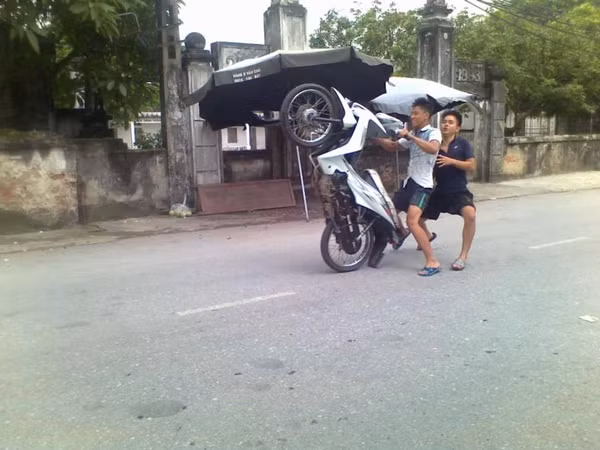 Tai nạn có thể xảy đến bất cứ lúc nào.