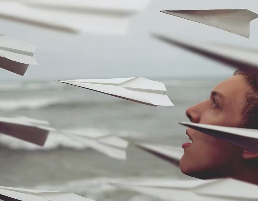 Mới chỉ 19 tuổi, Kyle Thompson cũng đã từng có nhiều ước mơ như trở thành một diễn viên, ngôi sao nhạc rock hay họa sĩ...