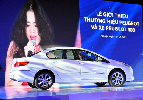 Peugeot 408 - đối thủ mới trong phân khúc C vốn khá chật chội.