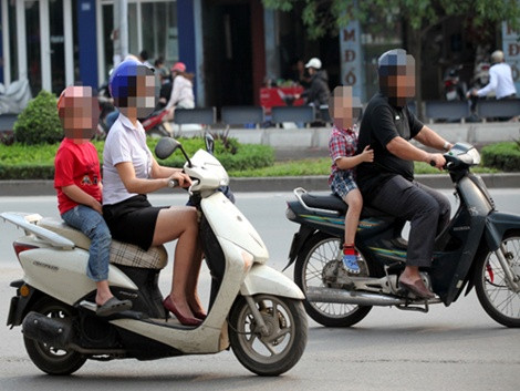 Ngực to, bụng béo mới được lái xe !