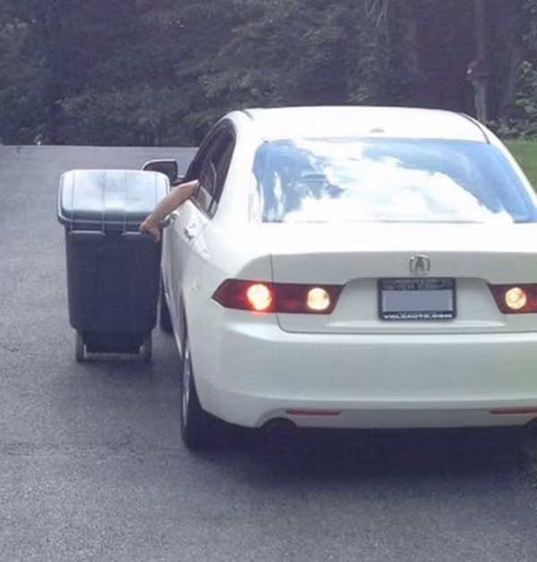 Một việc tiện cả đôi đường