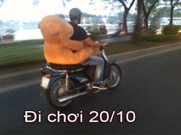 Khi dân "FA" đi chơi ngày 20/10.