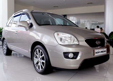 Carens S mới có ngoại thất mới.