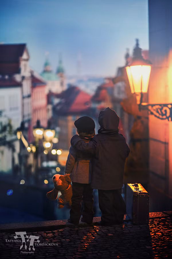 Cô tốt nghiệp ngành Công nghệ thông tin, nhưng lại có niềm đam mê lớn với nhiếp ảnh.