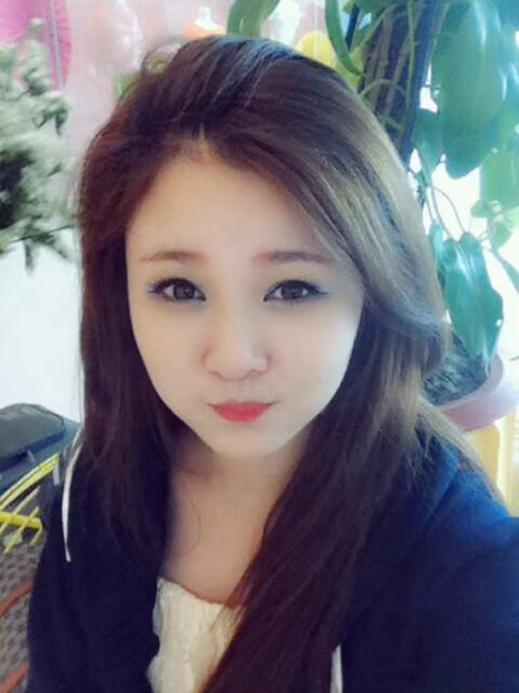 "Rubi Sachi" tên thật là Nguyễn Thị Thủy, sinh ra và lớn lên ở Gia Lai.