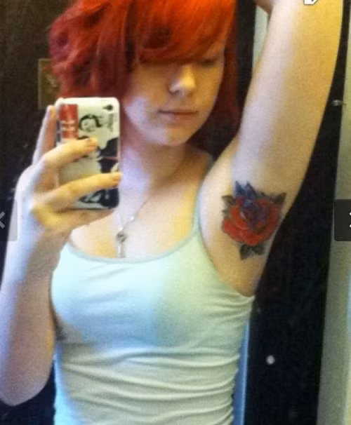 Hình xăm "bá đạo".