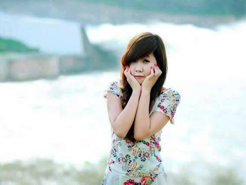 Hình ảnh dễ thương của cô bạn có nickname "Kừu Xinh" (Hòa Bình) xuất hiện trên một số fanpage của facebook, thu hút sự chú ý của khá nhiều cư dân mạng