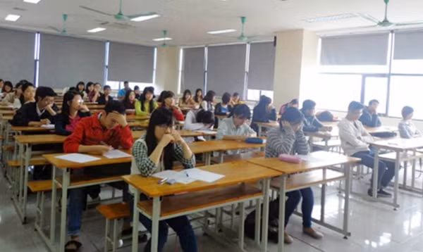 Cuộc thi thu hút được đông đảo các bạn sinh viên đang theo học trên địa bàn Hà Nội tham gia.