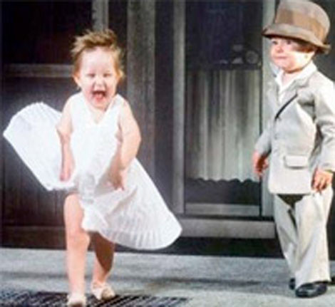 "Ối! Ngại quá! Chạy thôi"