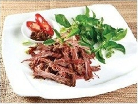 Bò một nắng hai sương ở Gia Lai