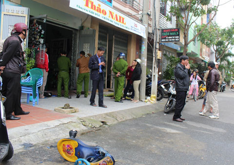 Quán làm tóc Thảo Nail nơi xảy ra vụ tạt axit rúng động dư luận.