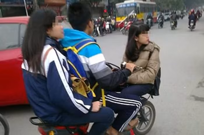 Không thể "đỡ" được.