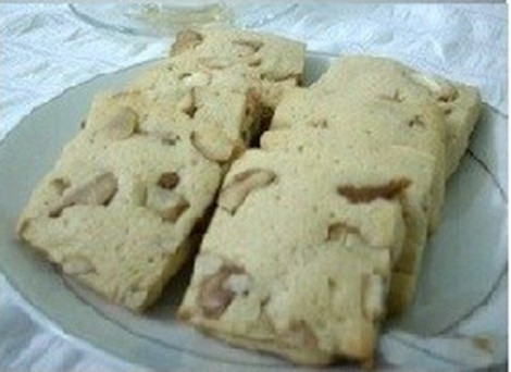 Bánh hạt điều ở Bình Phước