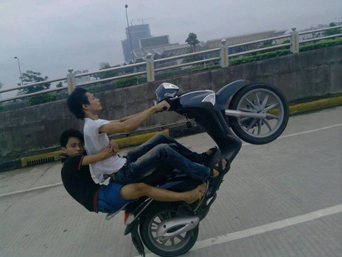 ... mọi nơi... Thích là "thể hiện".