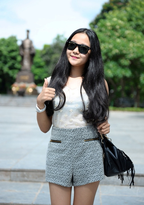 Đến tượng đài Lý Thái Tổ