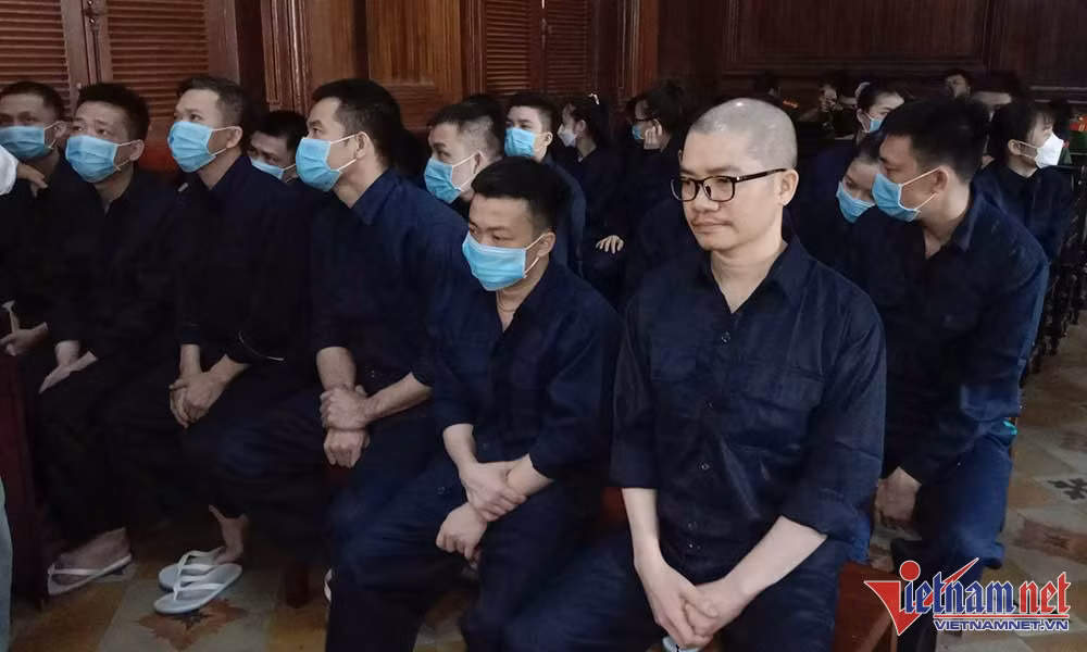 Manh khoe vu Nguyen Thai Luyen lua dao hon 4.300 bi hai