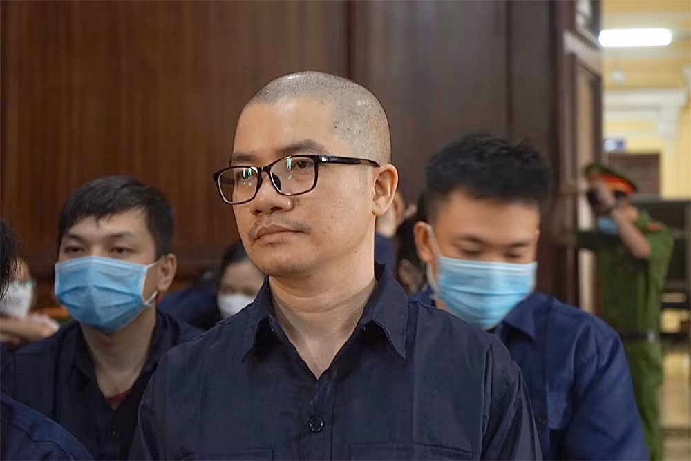 Manh khoe vu Nguyen Thai Luyen lua dao hon 4.300 bi hai-Hinh-3