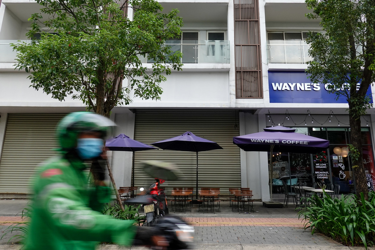 Sau một năm mở bán, vào cuối năm 2017 giá trị các căn nhà phố Palm Residence có mức tăng dao động 40-60%. Tuy nhiên sau thời gian này, đà tăng giá đã có phần chững lại. Hiện tại, giá nhà phố ở đây nằm mức khoảng 20 tỷ đồng/căn.