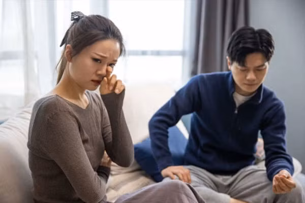 Tu choi yeu cau vo ly cua me vo, vo toi doi ly hon