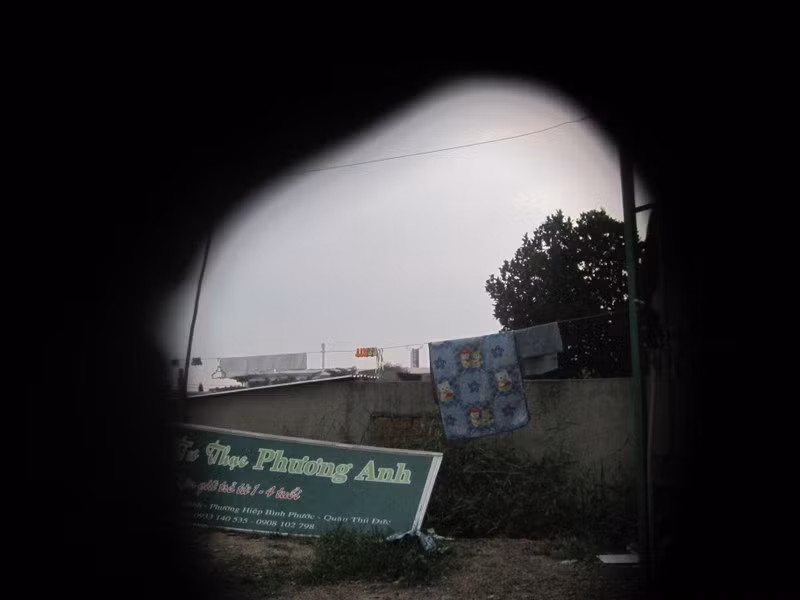 Từ những "lỗ đen" này, người dân có lương tri như anh H. ...