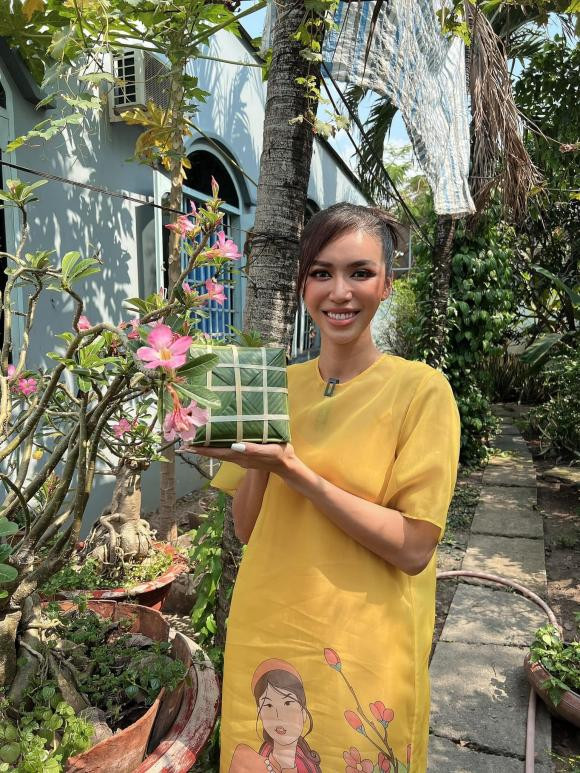 Minh Tú bị nghi đang mang thai với bạn trai ngoại quốc vì chi tiết này Minh Tu bi nghi dang mang thai voi ban trai ngoai quoc vi chi tiet nay