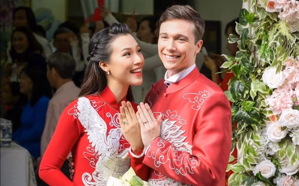 Yêu 2 năm, cưới vào cuối năm 2019, nhưng cuộc hôn nhân của MC, Á hậu Hoàng Oanh và doanh nhân người Mỹ Jack Cole nhanh chóng đi đến cái kết khiến nhiều người phải tiếc nuối.