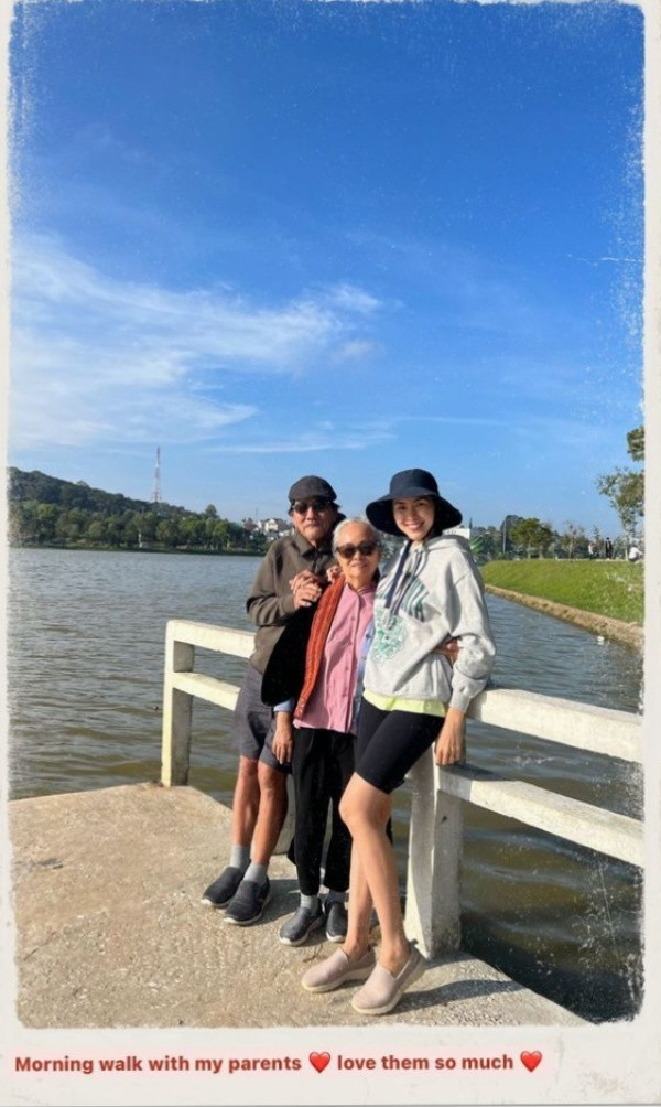 Tăng Thanh Hà đi du lịch ăn diện đơn giản nhưng chẳng hề nhàm chán - Hình 3 Tang Thanh Ha di du lich an dien don gian nhung chang he nham chan-Hinh-3