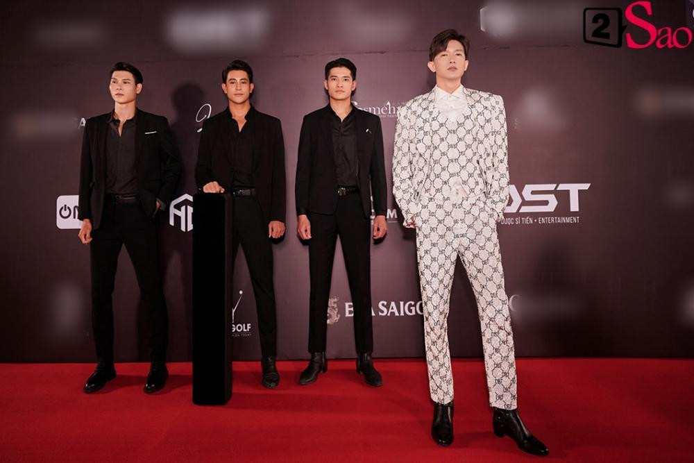 Quyen truong 1.201 vien kim cuong cua Duoc si Tien gia bao nhieu?