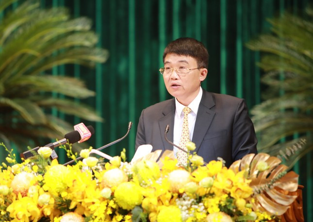 Nhieu dia phuong lang phi dat “vang”, dat cong