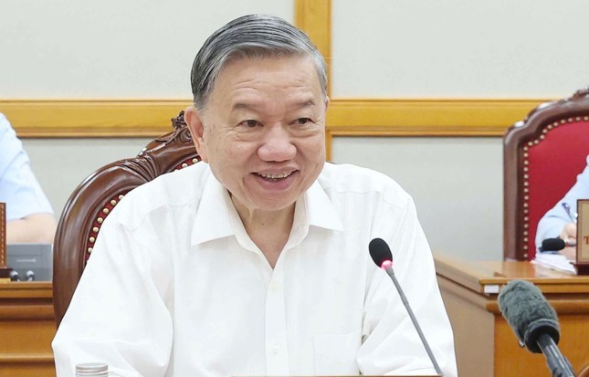 Thong nhat chu truong Tieu hoc va THCS day 2 buoi/ngay, mien hoc phi