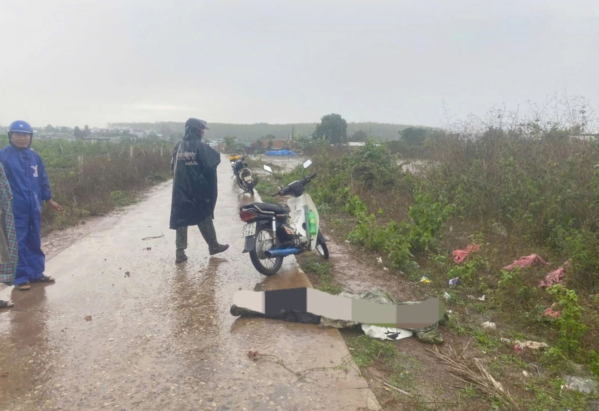 Người thứ 3 bị sét đánh tử vong ở Kon Tum trong hơn nửa tháng Nguoi thu 3 bi set danh tu vong o Kon Tum trong hon nua thang