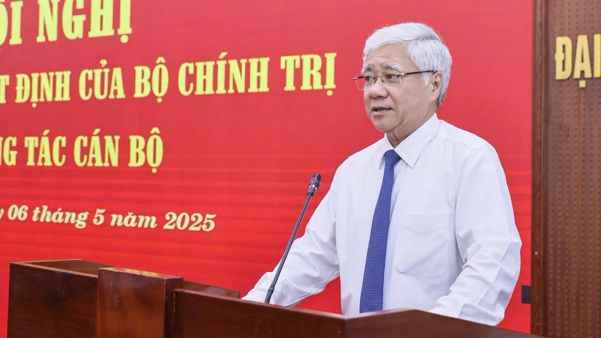 Ong Nguyen Thai Hoc giu chuc Pho Bi thu Dang uy Mat tran To quoc-Hinh-2