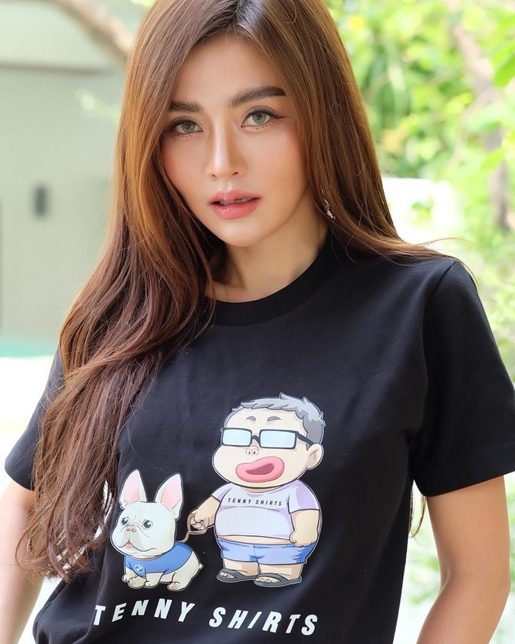 Le hoi te nuoc Songkran, dan my nu Thai khoe than hinh goi cam-Hinh-2