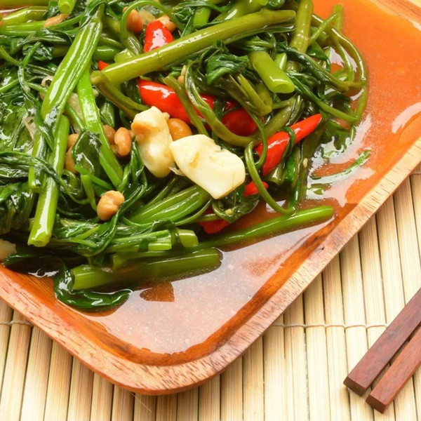 Rau quoc dan gia re o Viet Nam, nhung o Nhat cuc dat-Hinh-2