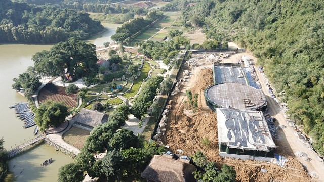 Vùng lõi di sản Tràng An liên tục bị xâm hại, ai chịu trách nhiệm? Vung loi di san Trang An lien tuc bi xam hai, ai chiu trach nhiem?