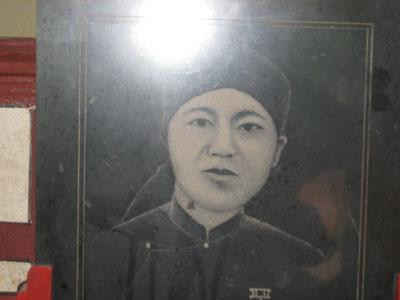 Sư thầy, nữ du kích, liệt sỹ Thích Đàm Hiền - Nguyễn Thị Vân.